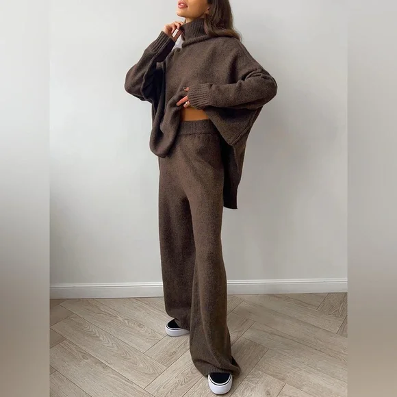 2-Piece Relaxed Fit Cozy Black Turtleneck Sweater and Wide Leg Pants Set - Picture 2 of 7